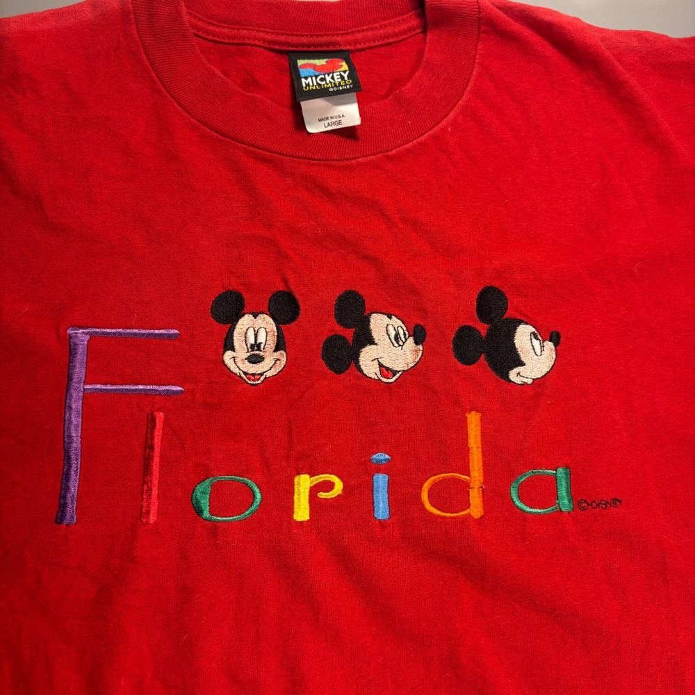 Vintage Mickey Unlimited Florida T-Shirt Red Embroidered Disney USA Made L - Picture 3 of 10